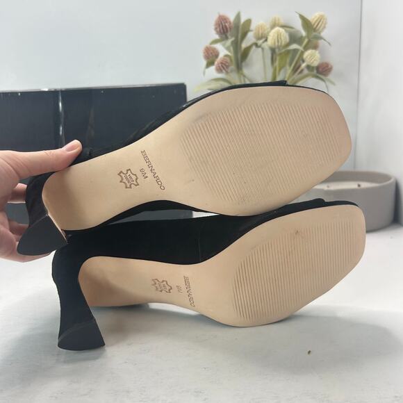 Bernardo Nieve Kid Suede Peep Toe Chunky Heel Pumps Black Women's 9M Tried On - Picture 8 of 12